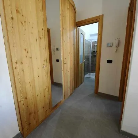 Carosello 6 Appena Rinnovato Adiacente Al Carosello 3000 Livigno